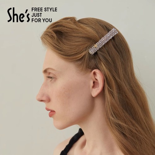 Vintage-Inspired Crystal Earrings
