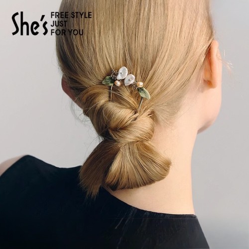 The Fashionable Lady Pendant