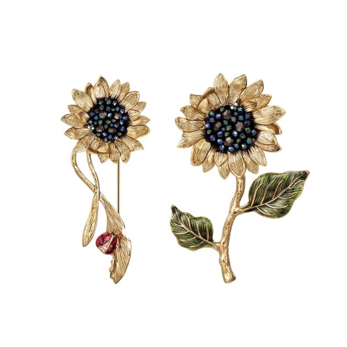 Irises Stud Earrings